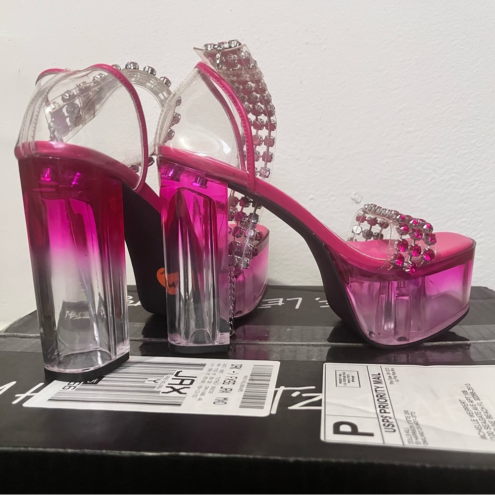 Pink size 7 Sugar Thrillz Shoes.